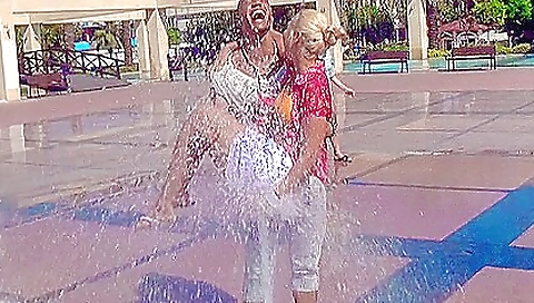 Wild vacation sex in Turkey: Day 5 - Amazing outdoor sex tape