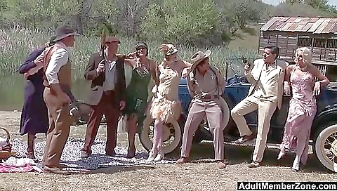 Cute teeny takes it up the ass