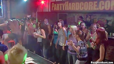 Extr allowm stumb dick in her ass