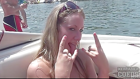 Mas horn and alexi pretty pussy upskirt