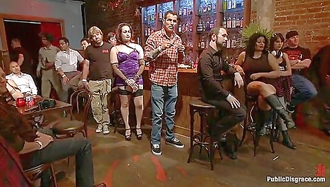 Super-hot electro groceries for a fuck inside