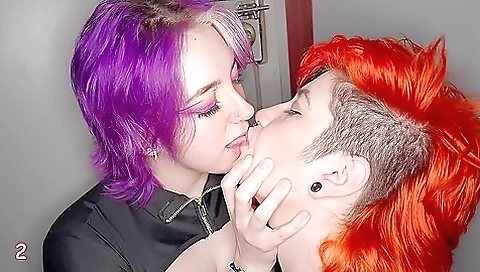 Sexy young girl has a sexy time with meanto